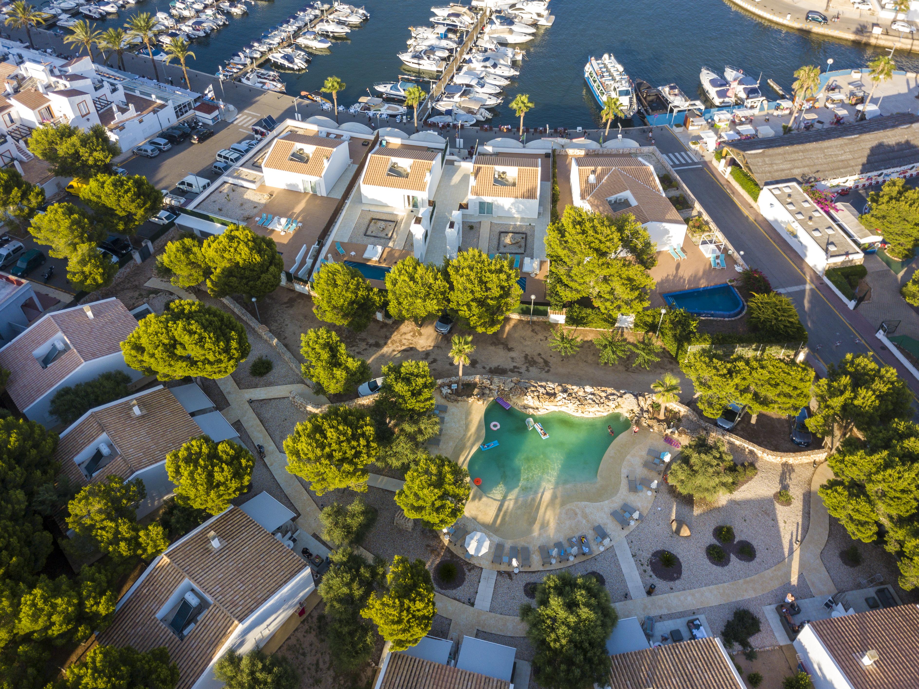 Lago Resort Menorca - Villas & Bungalows Del Lago Cala en Bosch Esterno foto